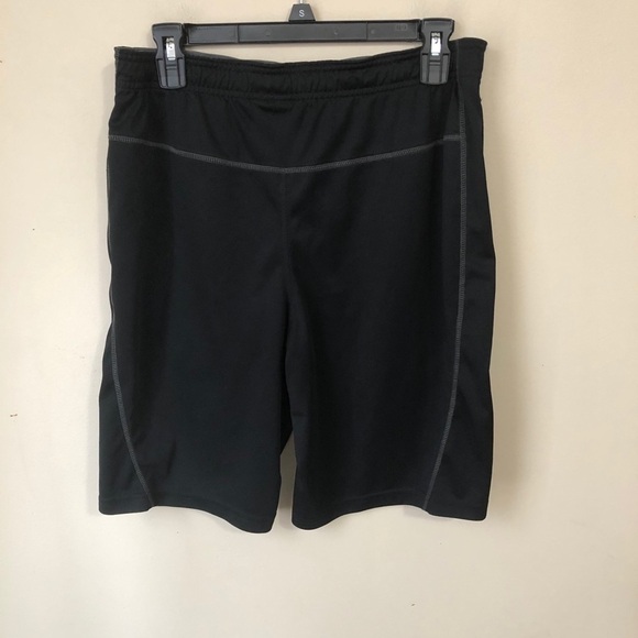 Umbro Athletic Shorts - Picture 4 of 5